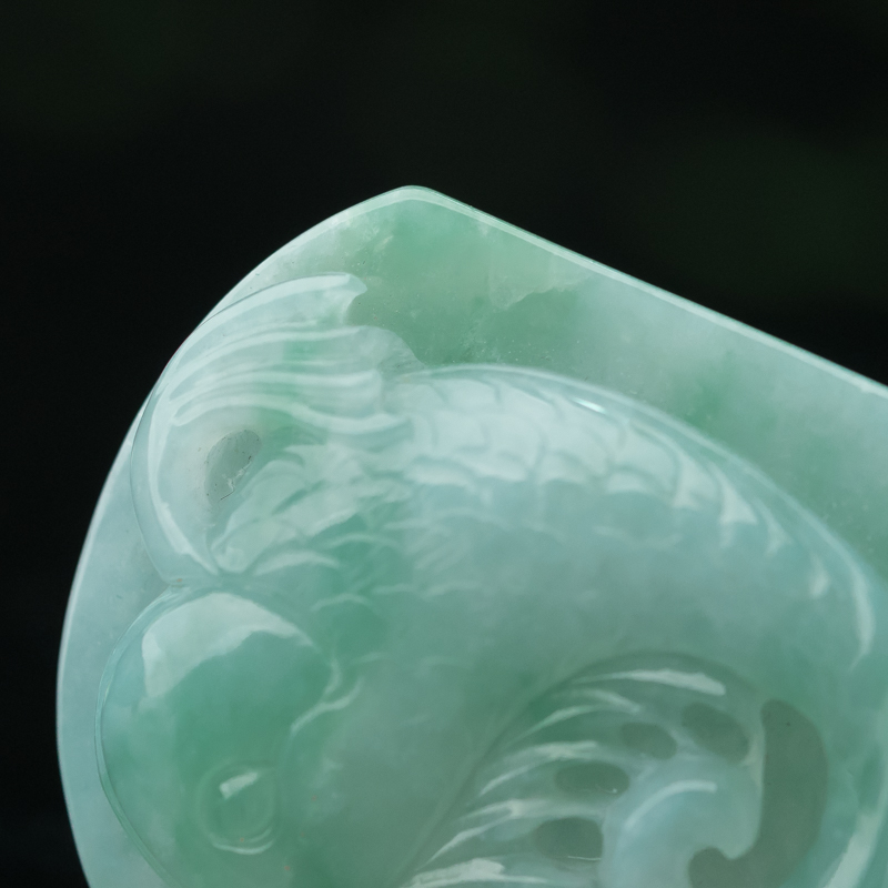 缅甸糯种浅绿翡翠年年有余吊坠-红掌柜