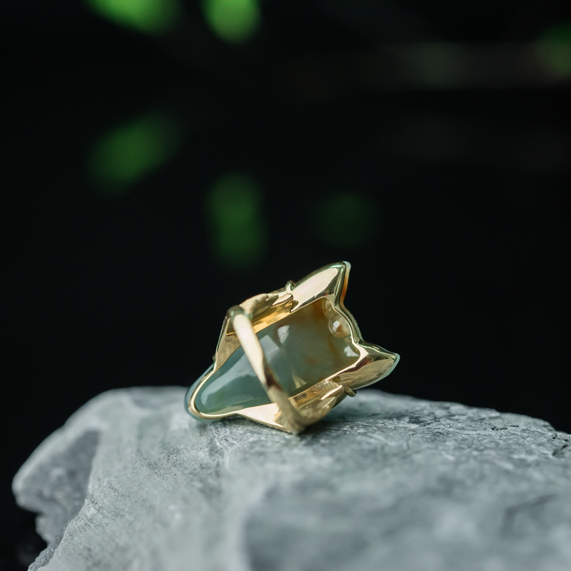 缅甸天然俏色翡翠狐仙戒指-红掌柜