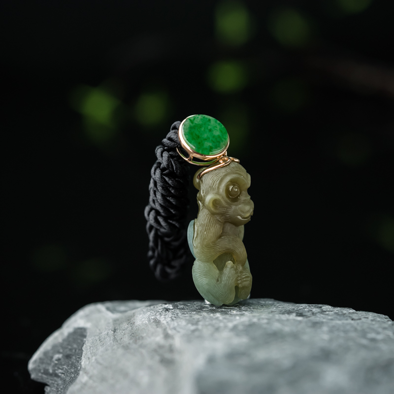 缅甸糯种俏色翡翠金猴进宝吊坠-红掌柜