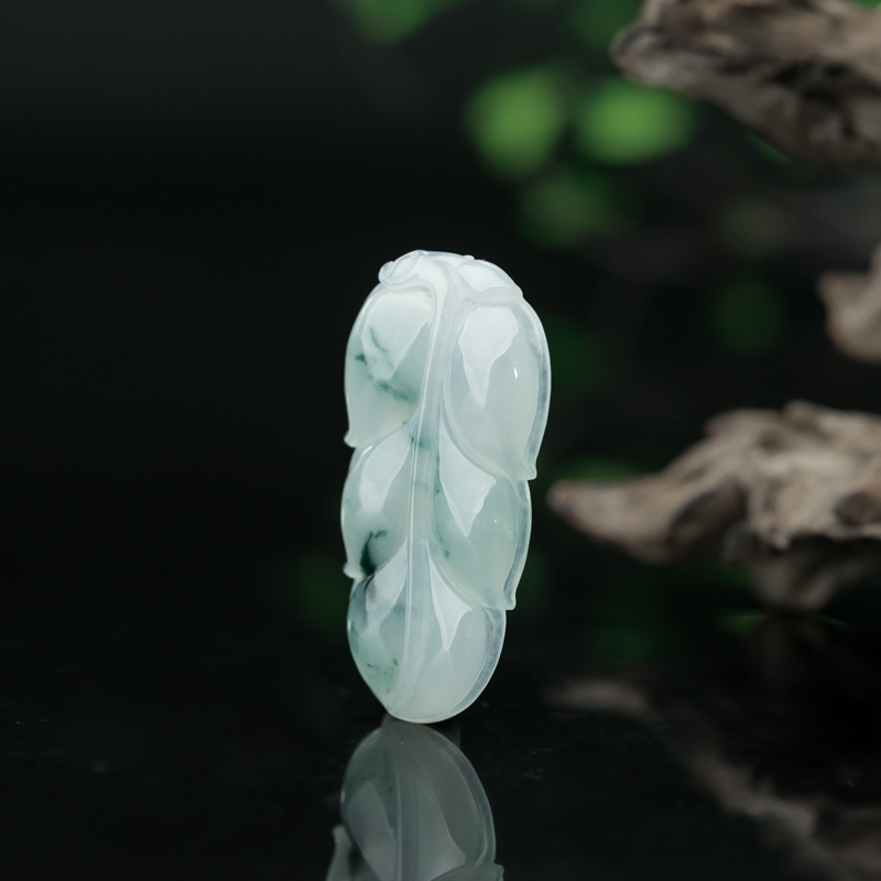 飘花翡翠大业有成吊坠-红掌柜