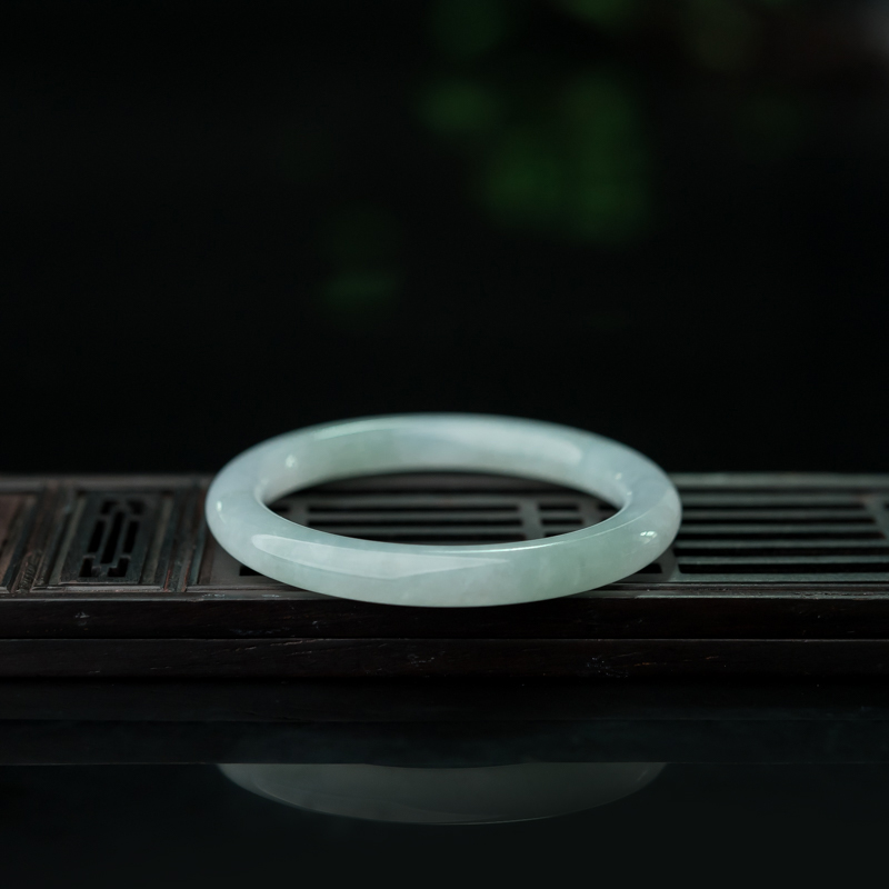 糯冰种翡翠童镯-红掌柜