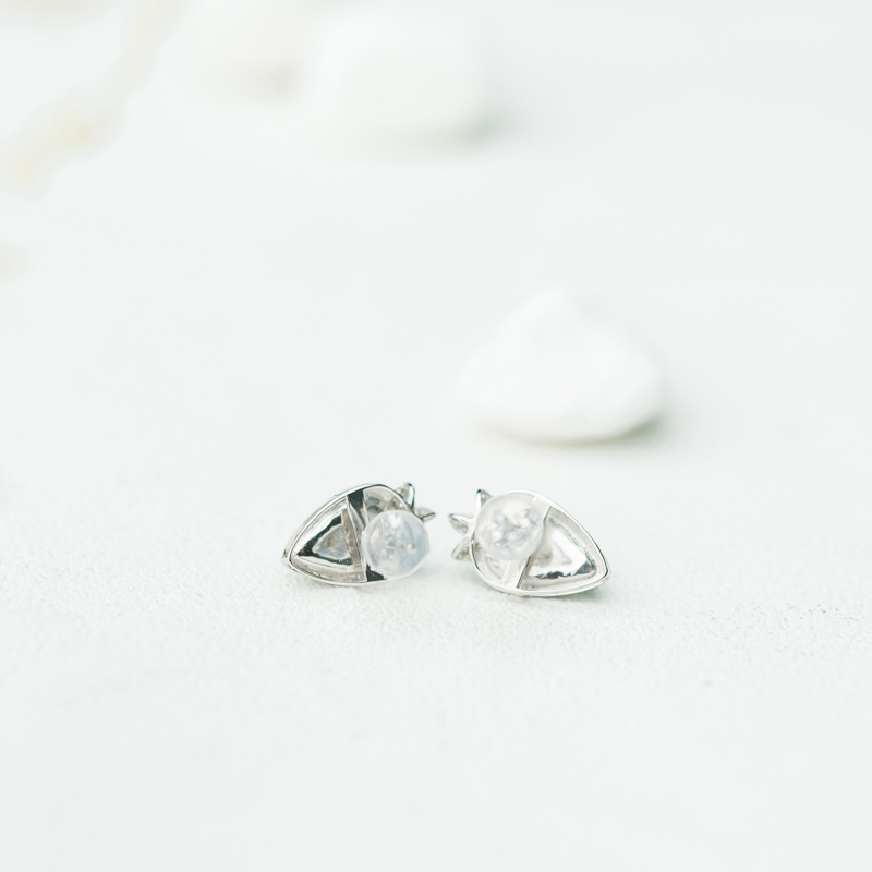 缅甸天然翠绿翡翠金枝玉叶耳钉-红掌柜