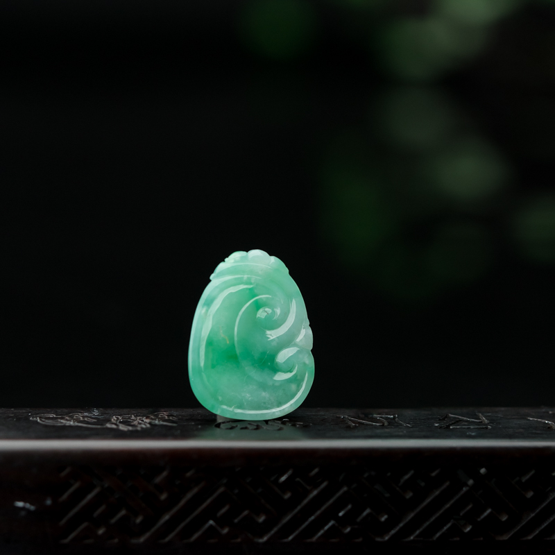 缅甸天然飘翠翡翠如意吊坠-红掌柜