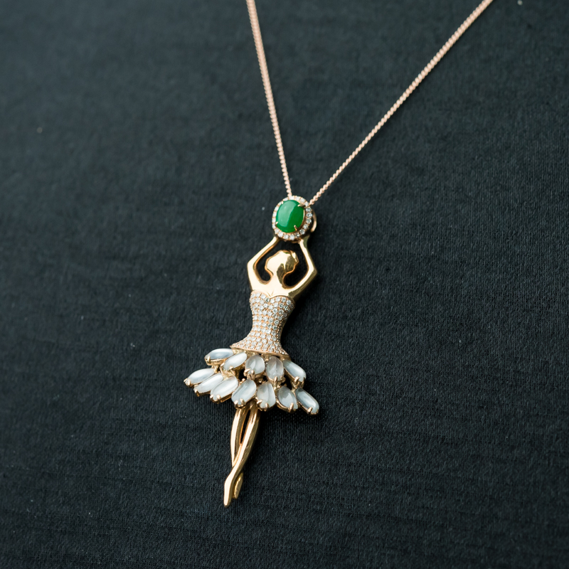 缅甸天然糯种翡翠舞者吊坠-红掌柜