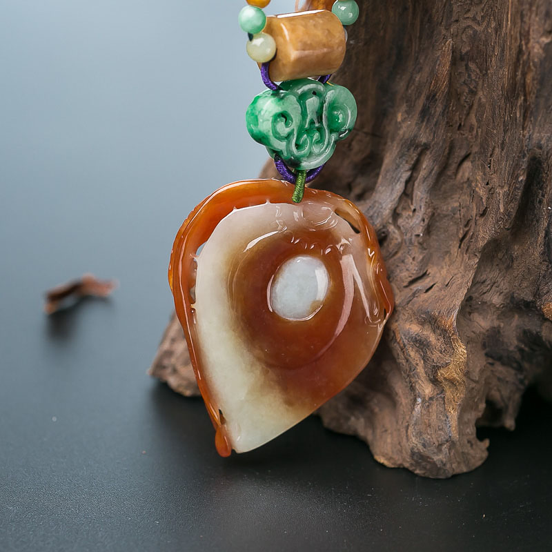 翡翠牡丹引凤吊坠-红掌柜