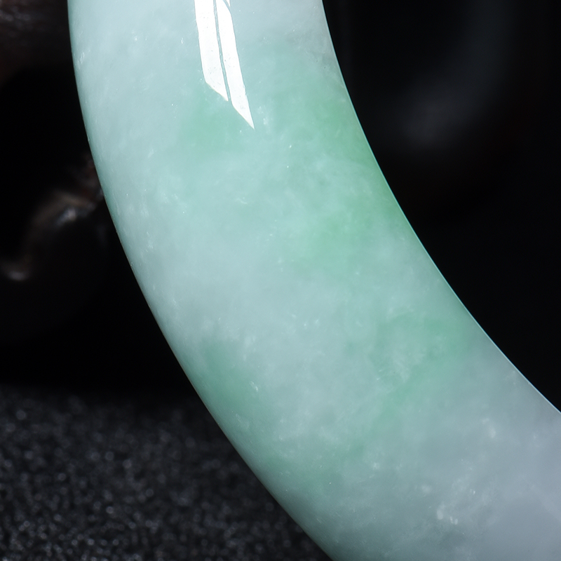 天然翡翠带绿福镯-红掌柜