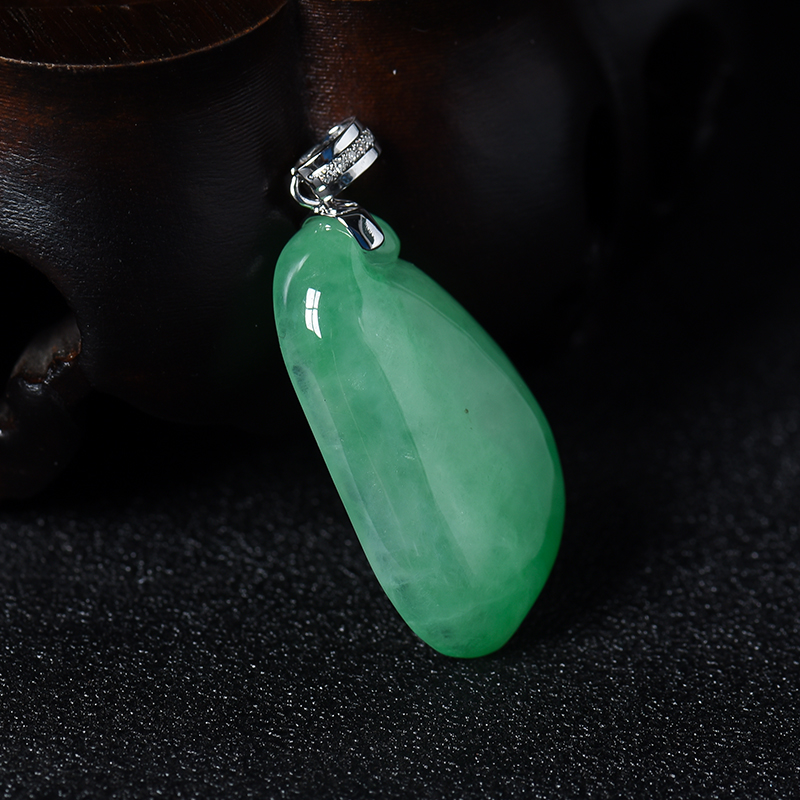 翡翠翠绿福瓜吊坠-红掌柜