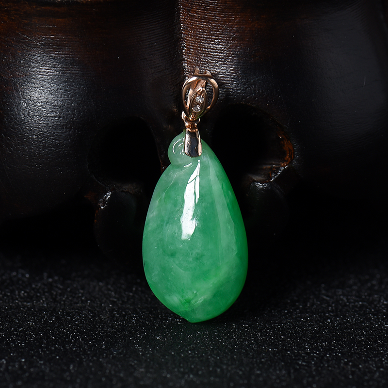 糯种翡翠翠绿福瓜吊坠-红掌柜