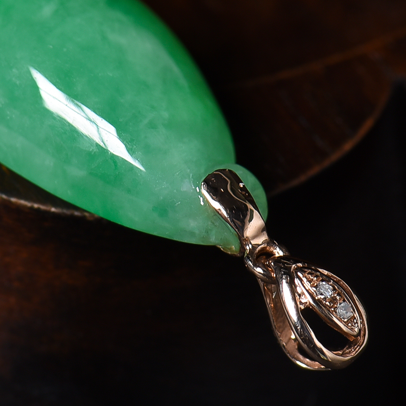 翡翠福瓜吊坠-红掌柜