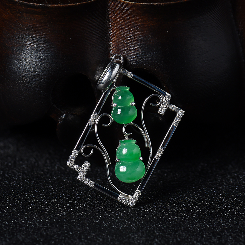 翡翠葫芦吊坠-红掌柜