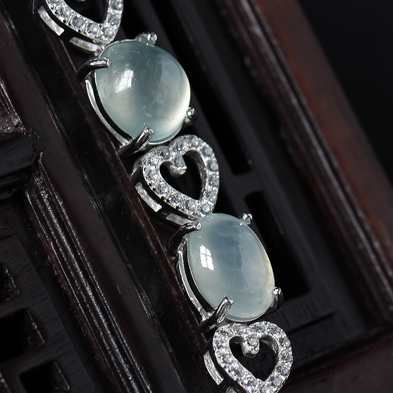 冰种翡翠-红掌柜