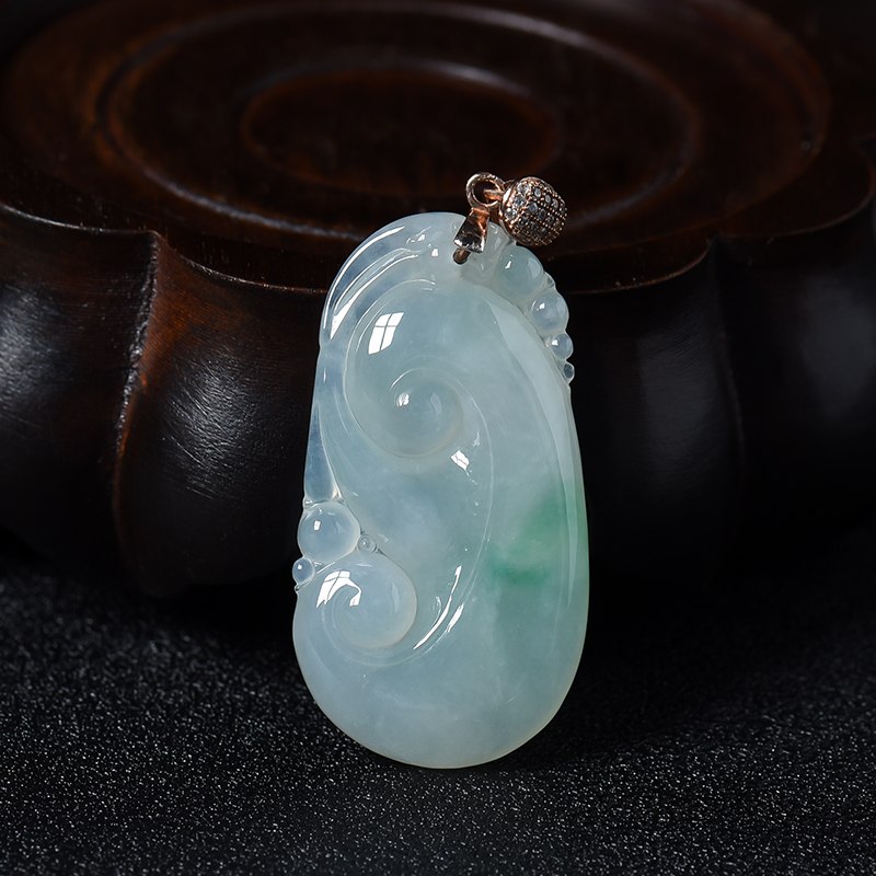 糯种翡翠如意吊坠-红掌柜