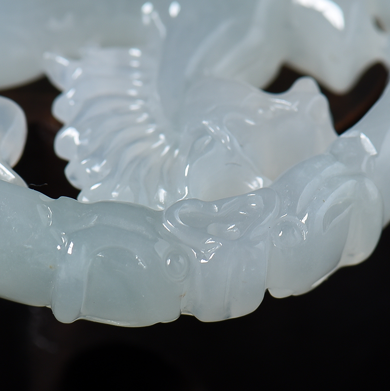 翡翠吊坠-红掌柜