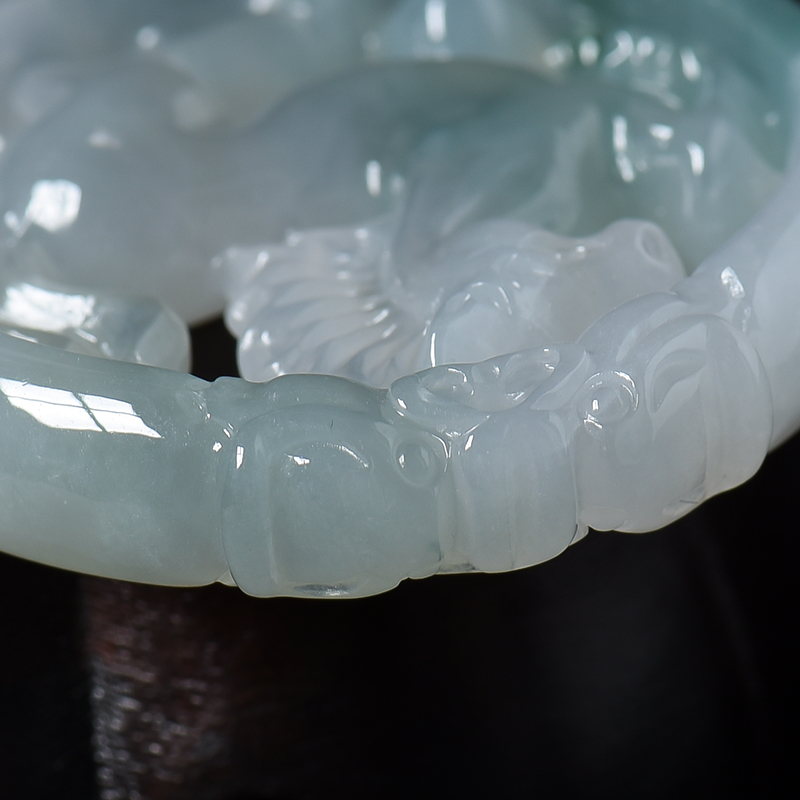 马牌吊坠-红掌柜