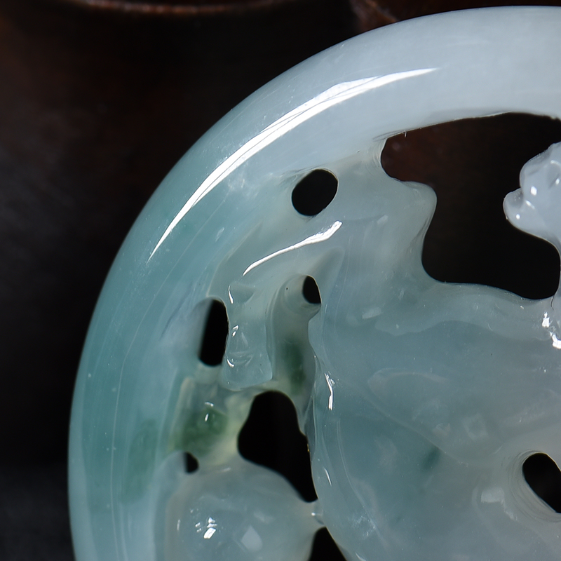 天然翡翠马牌吊坠-红掌柜