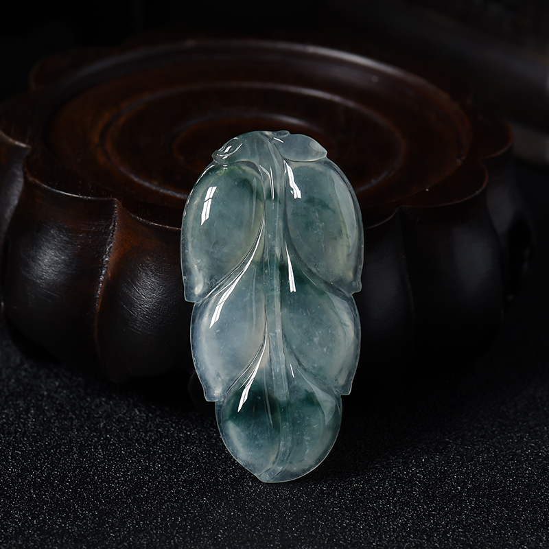 冰糯种翡翠飘花叶子吊坠-红掌柜