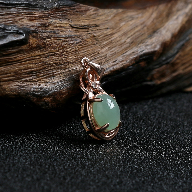 银镶浅绿翡翠戒指-红掌柜