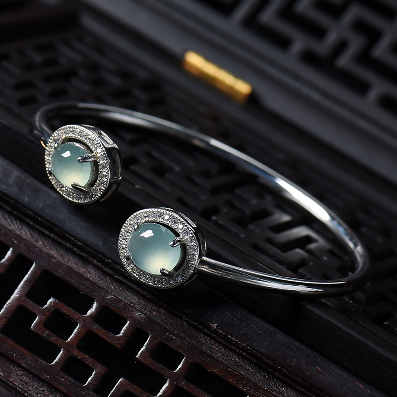 银镶晴水翡翠蛋面手镯-红掌柜