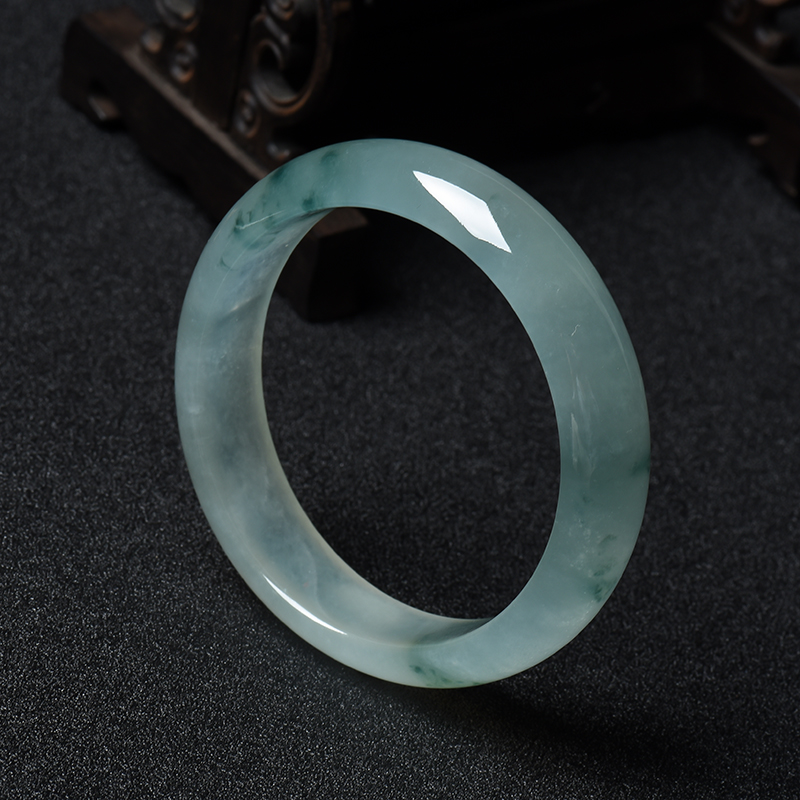 飘花翡翠手镯-红掌柜