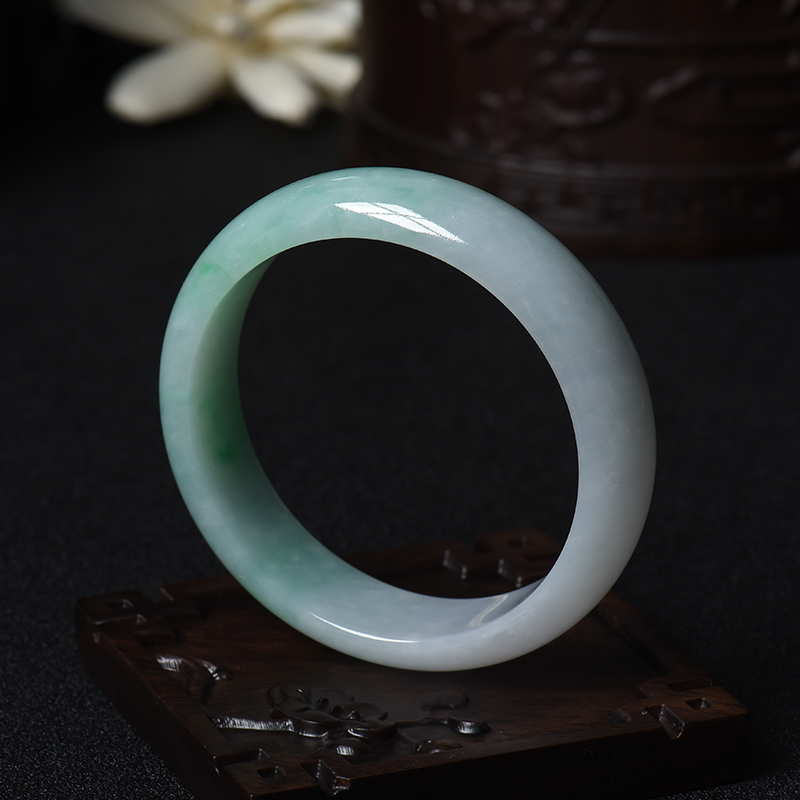 56.3#带翠翡翠手镯-红掌柜