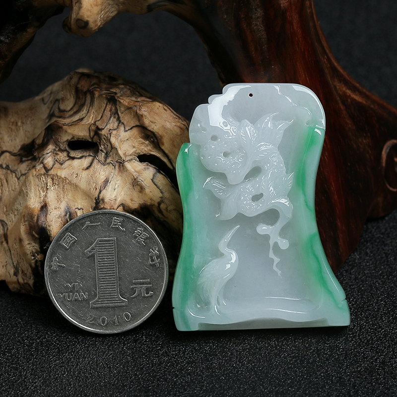 糯种飘翠翡翠松鹤延年挂件-红掌柜