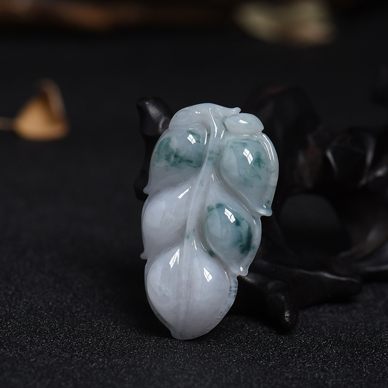 飘蓝花翡翠金枝玉叶吊坠-红掌柜