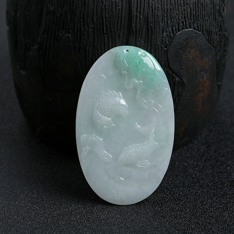 缅甸A货天然糯种带绿翡翠连年有余挂件 - 红掌柜