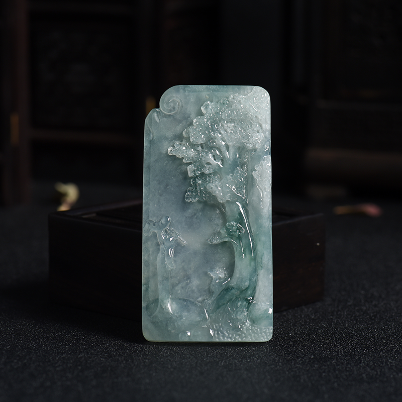 糯冰种浅绿飘花翡翠吹笛引鹿吊坠-红掌柜