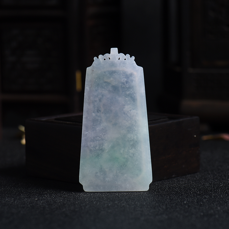 糯冰种半绿半紫翡翠吊牌-红掌柜