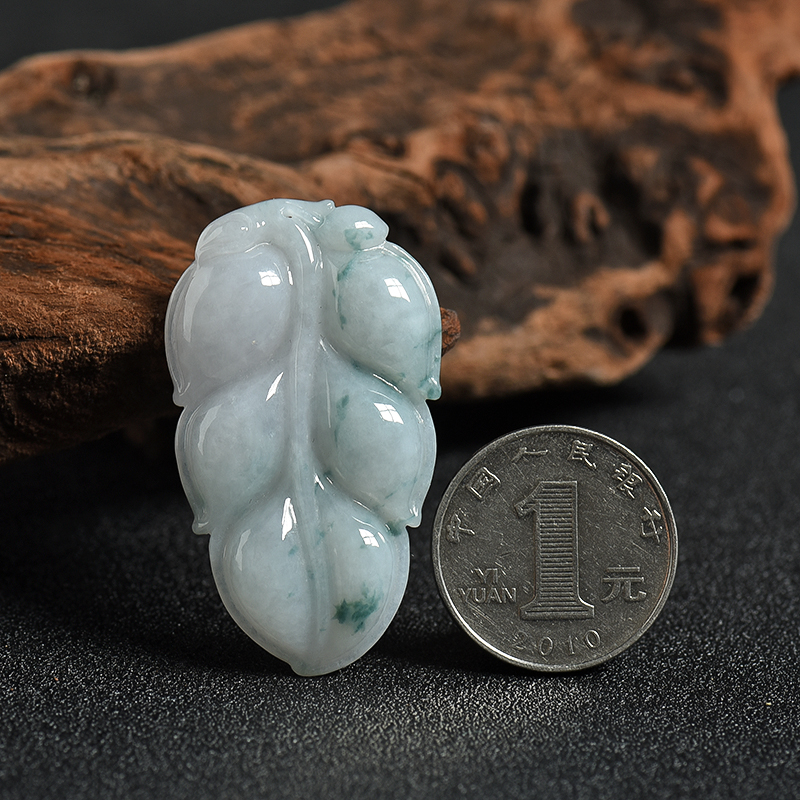 糯种翡翠吊坠-红掌柜