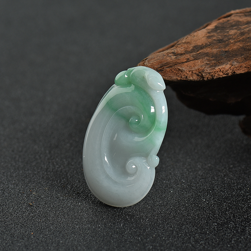 糯种翡翠如意吊坠-红掌柜