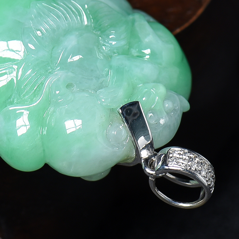 缅甸A货翡翠吊坠 - 红掌柜