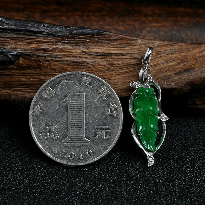 翡翠吊坠 - 红掌柜