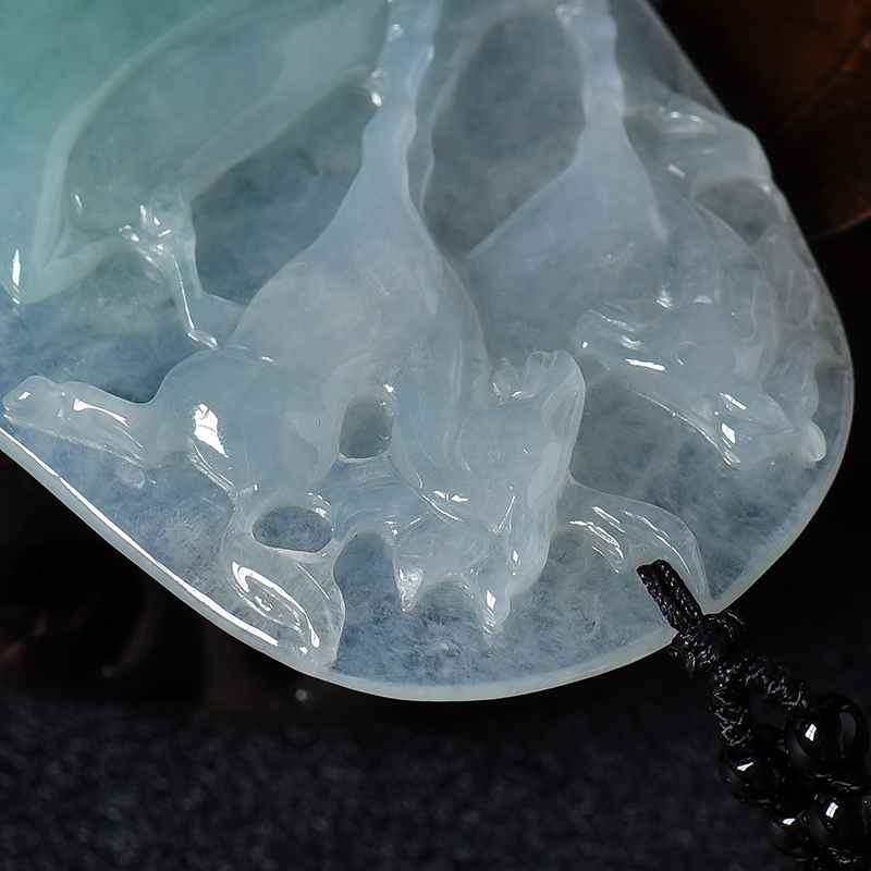 翡翠马牌-红掌柜