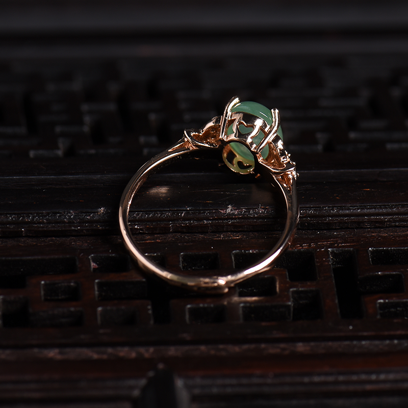 糯冰种翡翠戒指 - 红掌柜