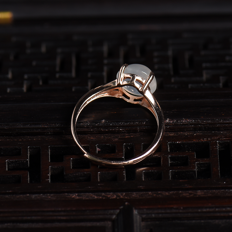 糯冰种翡翠戒指 - 红掌柜