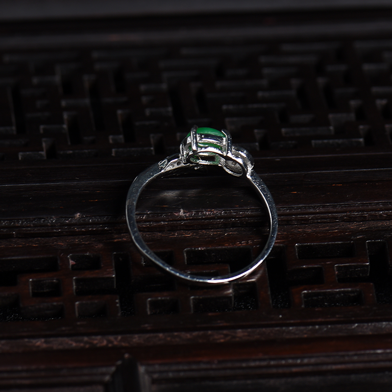 糯冰种翡翠戒指 - 红掌柜