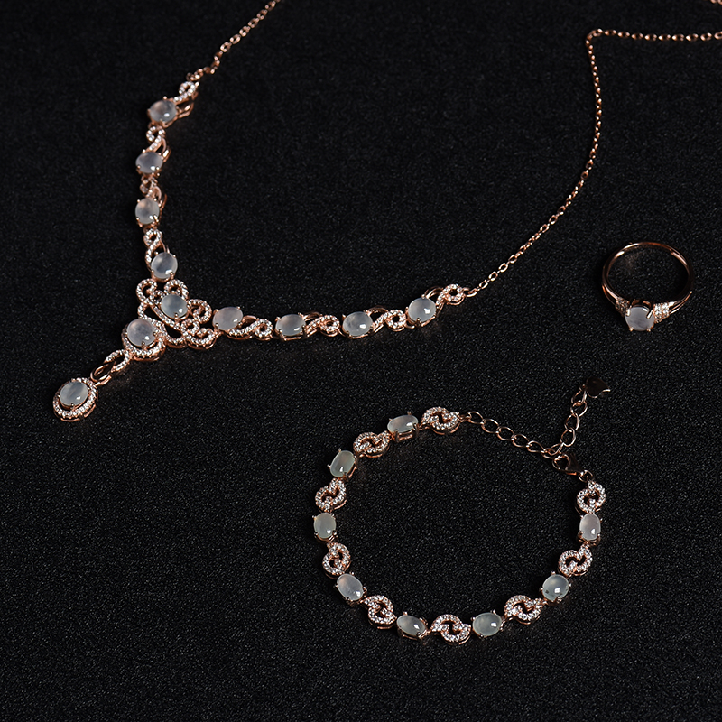 银镶冰种翡翠套装-红掌柜