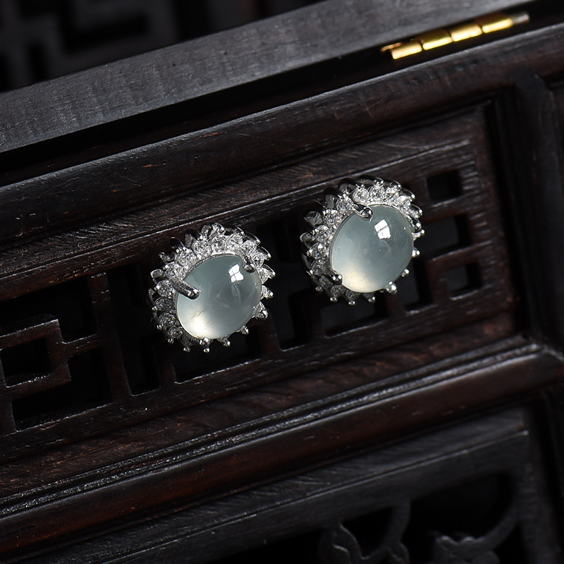 银镶晴水翡翠耳钉-红掌柜