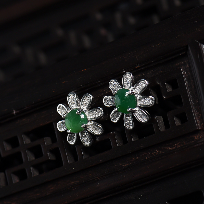 糯冰种满绿翡翠耳钉-红掌柜