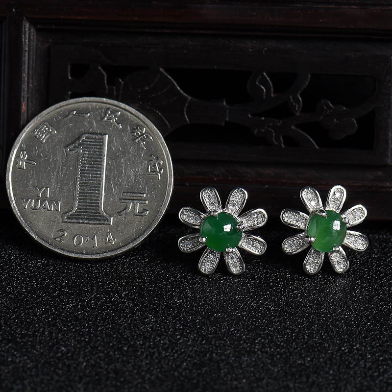 糯冰种翡翠耳钉-红掌柜