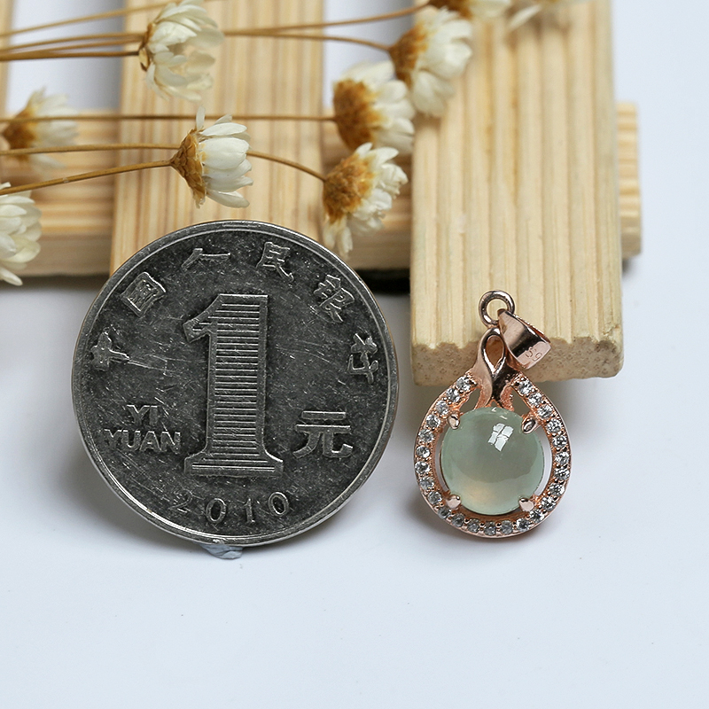 糯冰种翡翠吊坠 - 红掌柜