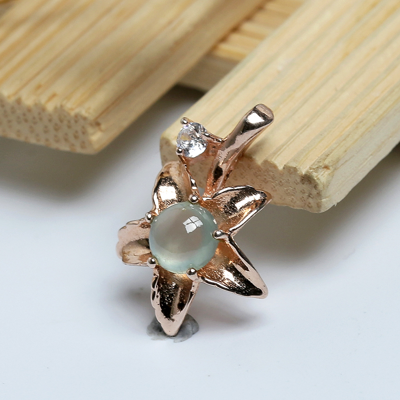 银镶冰种浅绿翡翠花朵吊坠 - 红掌柜