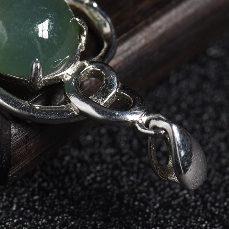 缅甸A货翡翠吊坠 - 红掌柜