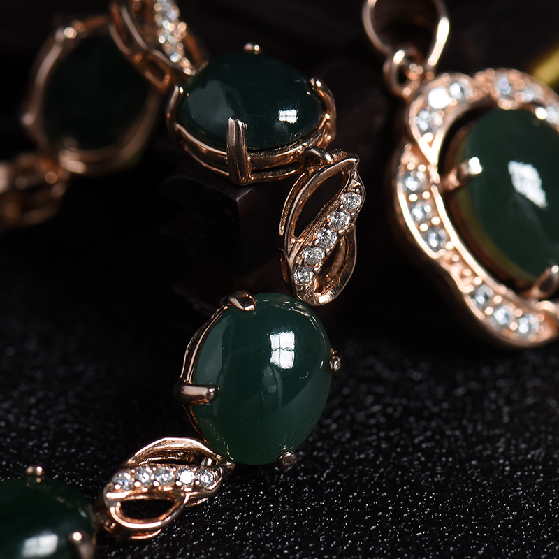 银镶缅甸天然冰种翡翠四件套-红掌柜