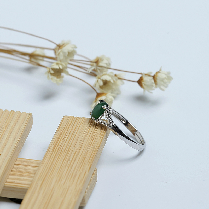 冰糯种翠绿翡翠戒指-红掌柜