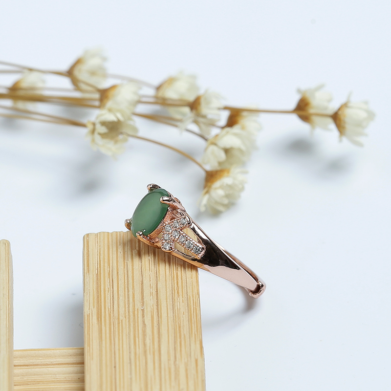 冰糯种翠绿翡翠戒指-红掌柜