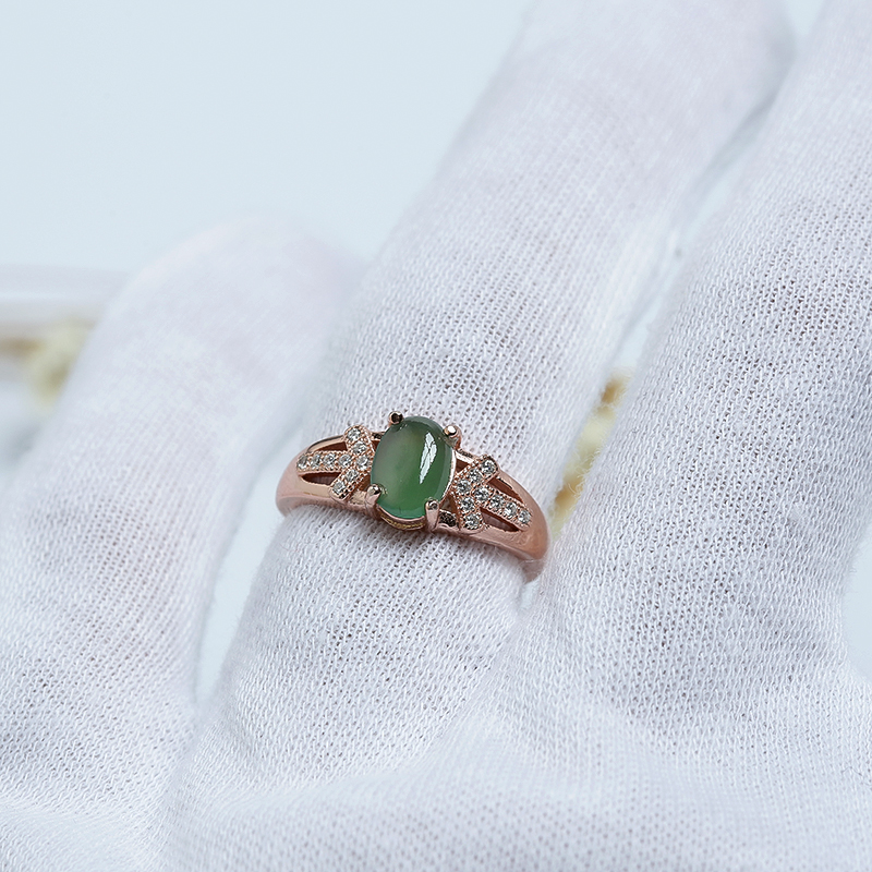 天然冰糯种翠绿翡翠戒指-红掌柜