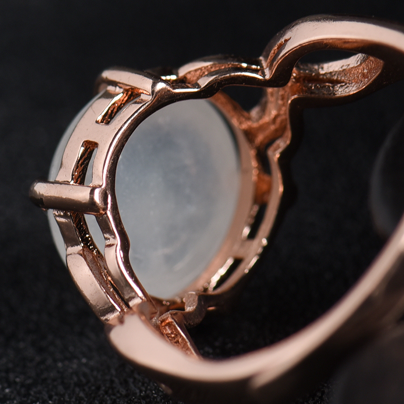 翡翠戒指 - 红掌柜