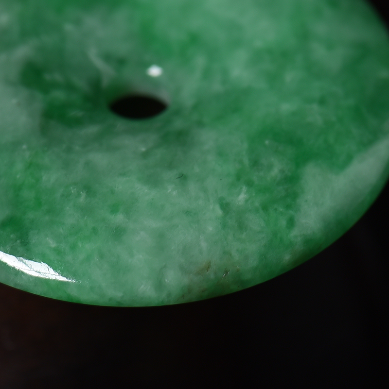 豆种翡翠绿色平安扣吊坠-红掌柜